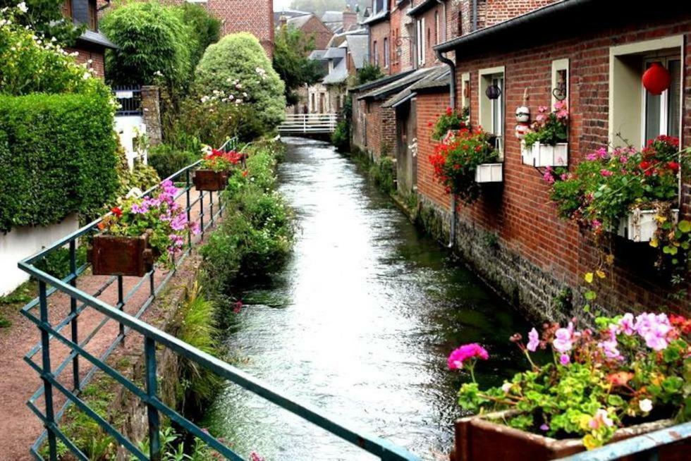 Le Clos Saint Vincent Manneville-es-Plains Bagian luar foto